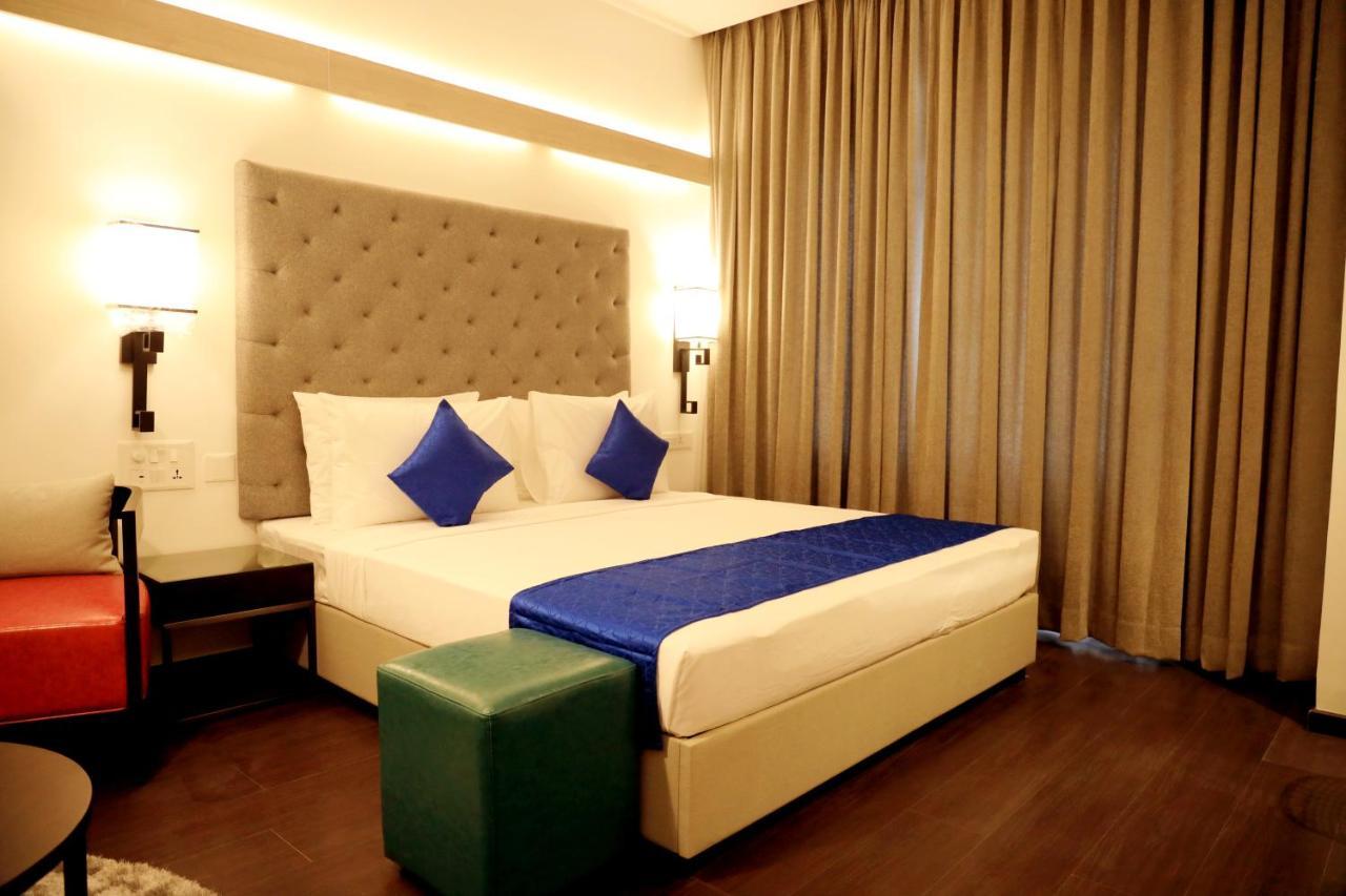 Hotel Deccan Serai Grande, Gachibowli, Hyderabad Luaran gambar